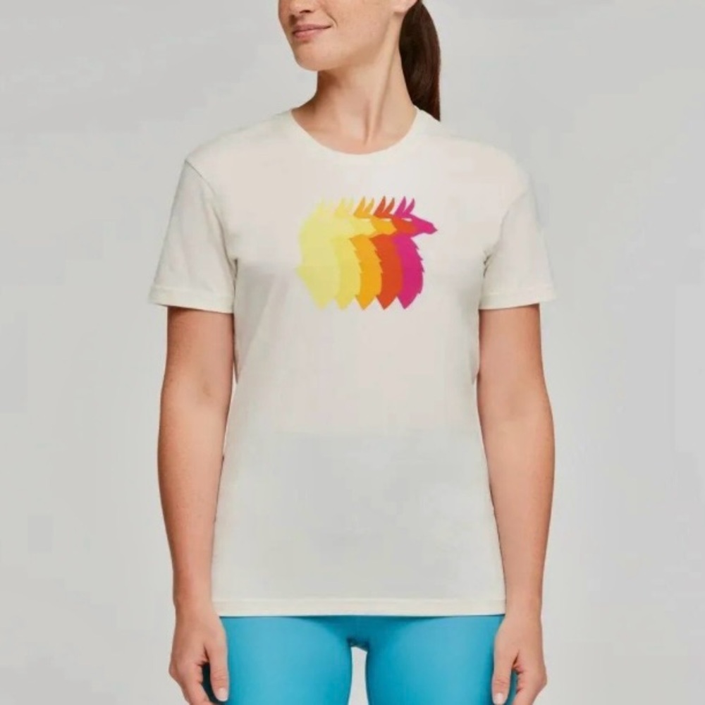 Cotopaxi Llama SequenceShort Sleeve T-Shirt in Cream Women's size Small